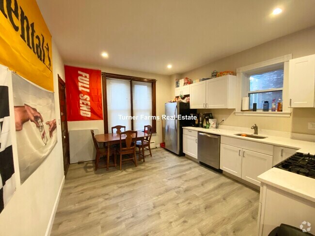 Building Photo - 174 Saint Alphonsus St Unit 1 Rental