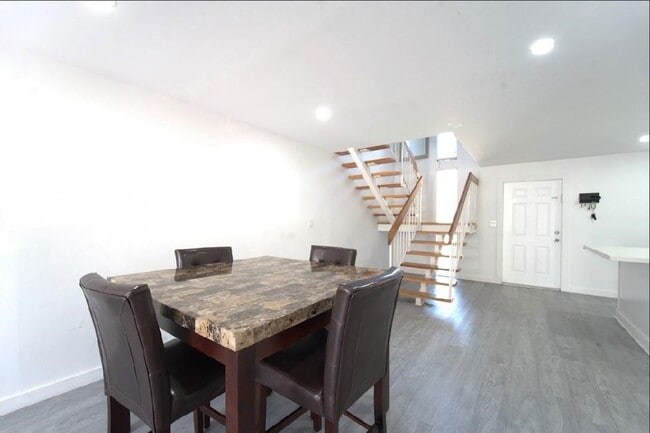 Photo - 14145 Kendale Lakes Cir