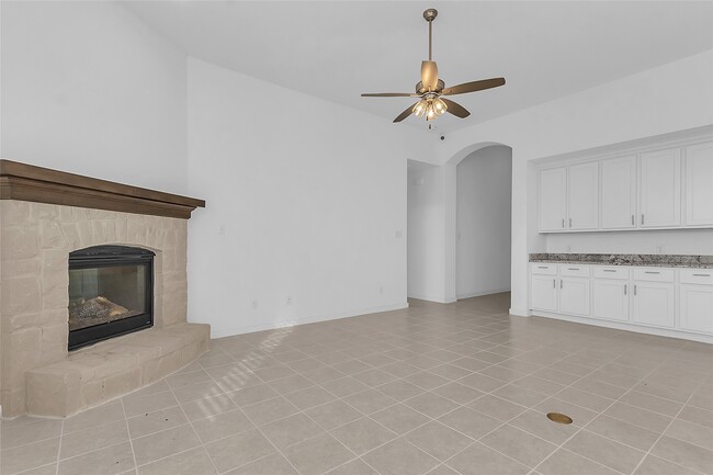 Photo - 1805 Everglades Dr