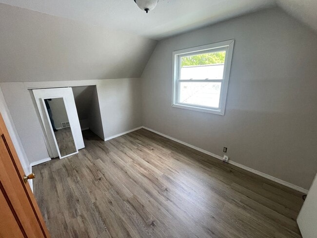 Photo - 2 Bed 1 Bath Single Family Home