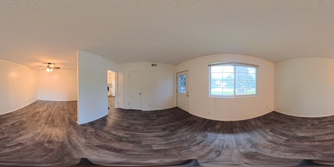 Photo - 214 NW Chapel Dr Unit 1