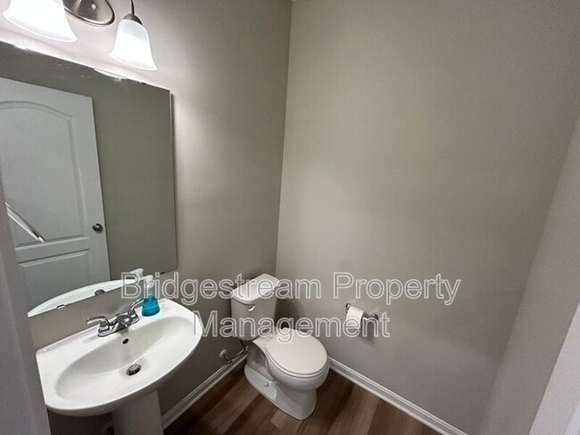 Photo - 1161 Elloway Pl