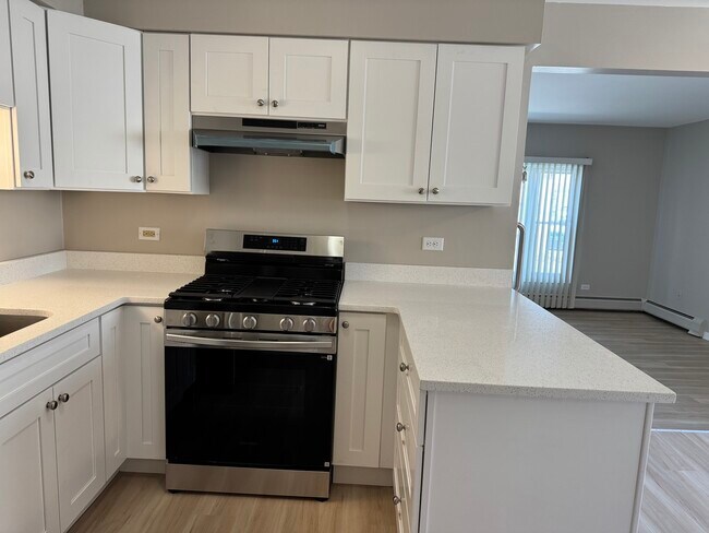 Photo - 7033 W 99th St