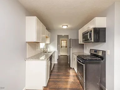 Photo - 5222 W 83rd St