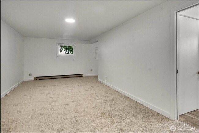 9118 Linden Ave N Unit Basement Apartment