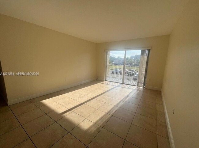 Photo - 5112 NW 79th Ave Unit 202