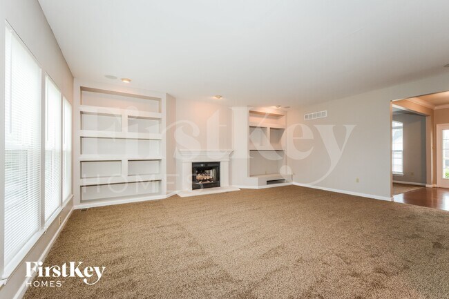 218 Greenshire Ln