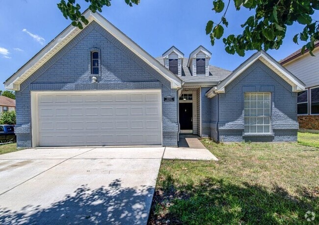 Building Photo - 16900 Simsbrook Dr Rental