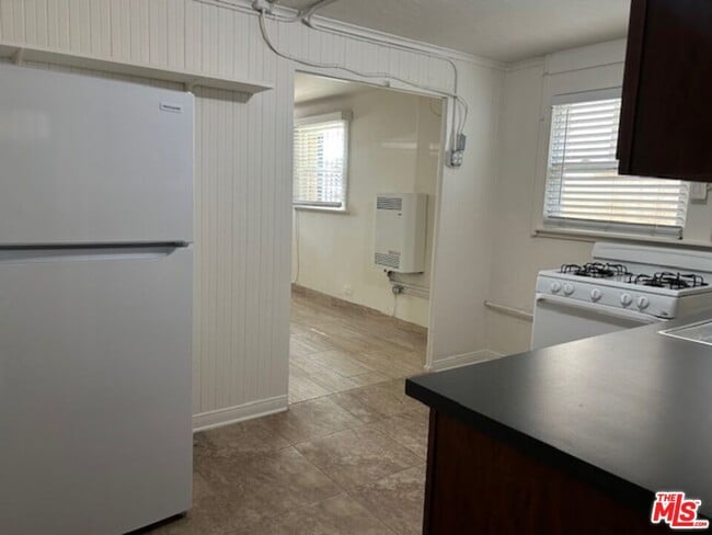 Photo - 237 Marine St Unit C