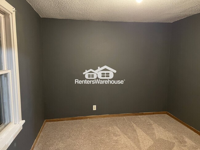 Photo - 1151 80th St