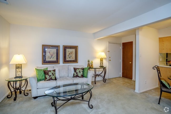 1BR, 1BA - 676 SF Model
