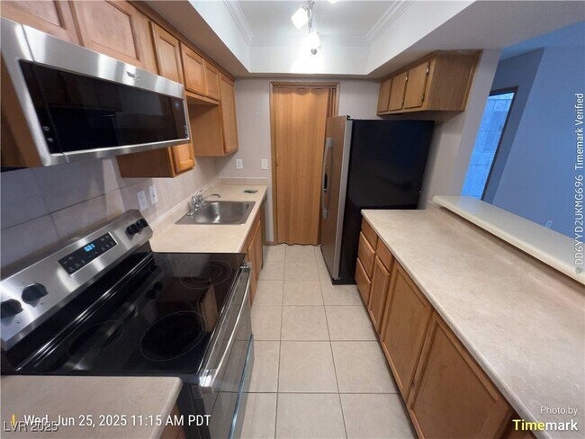 Photo - 120 Orland St Unit 5