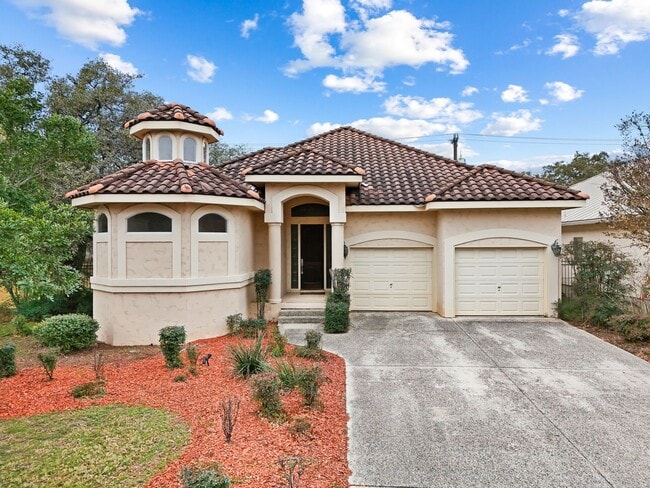 Building Photo - 3 Bedroom/2 Bath Stone Oak Subdivision