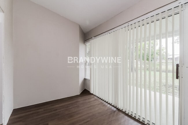 Photo - 18802 Whiterock Ln