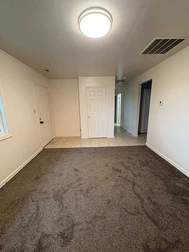 Photo - 4425 Thompson Dr