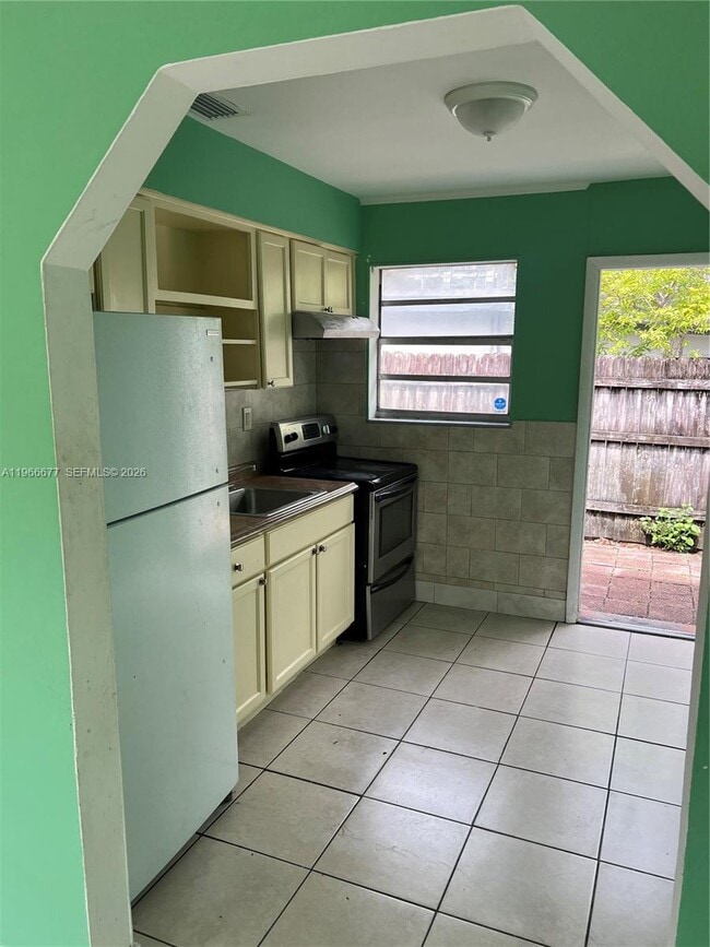 Photo - 1013 Foster Rd Unidad 1