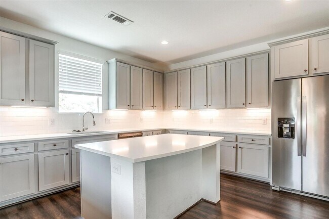 Photo - 3515 S Hills