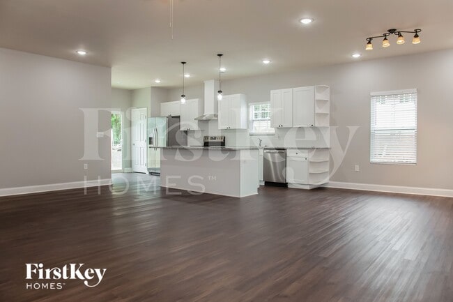 Photo - 5039 Tuckaseegee Rd