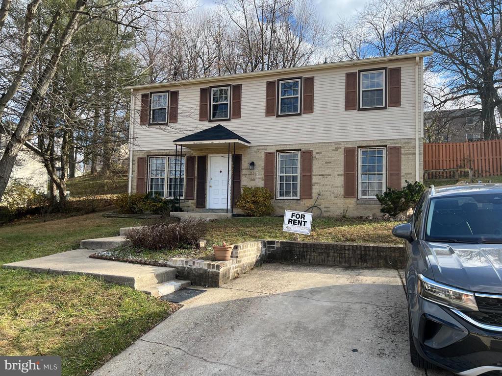 Photo - 1875 Iverson St