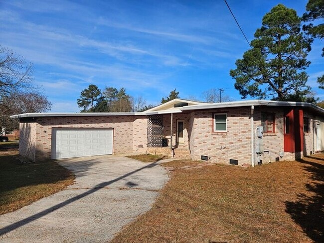 Building Photo - 117 Autumn Ln