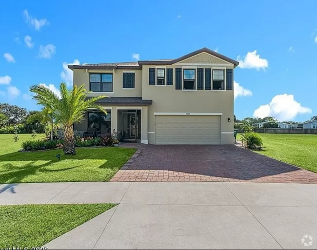 Building Photo - 7489 Tourmaline Dr Rental