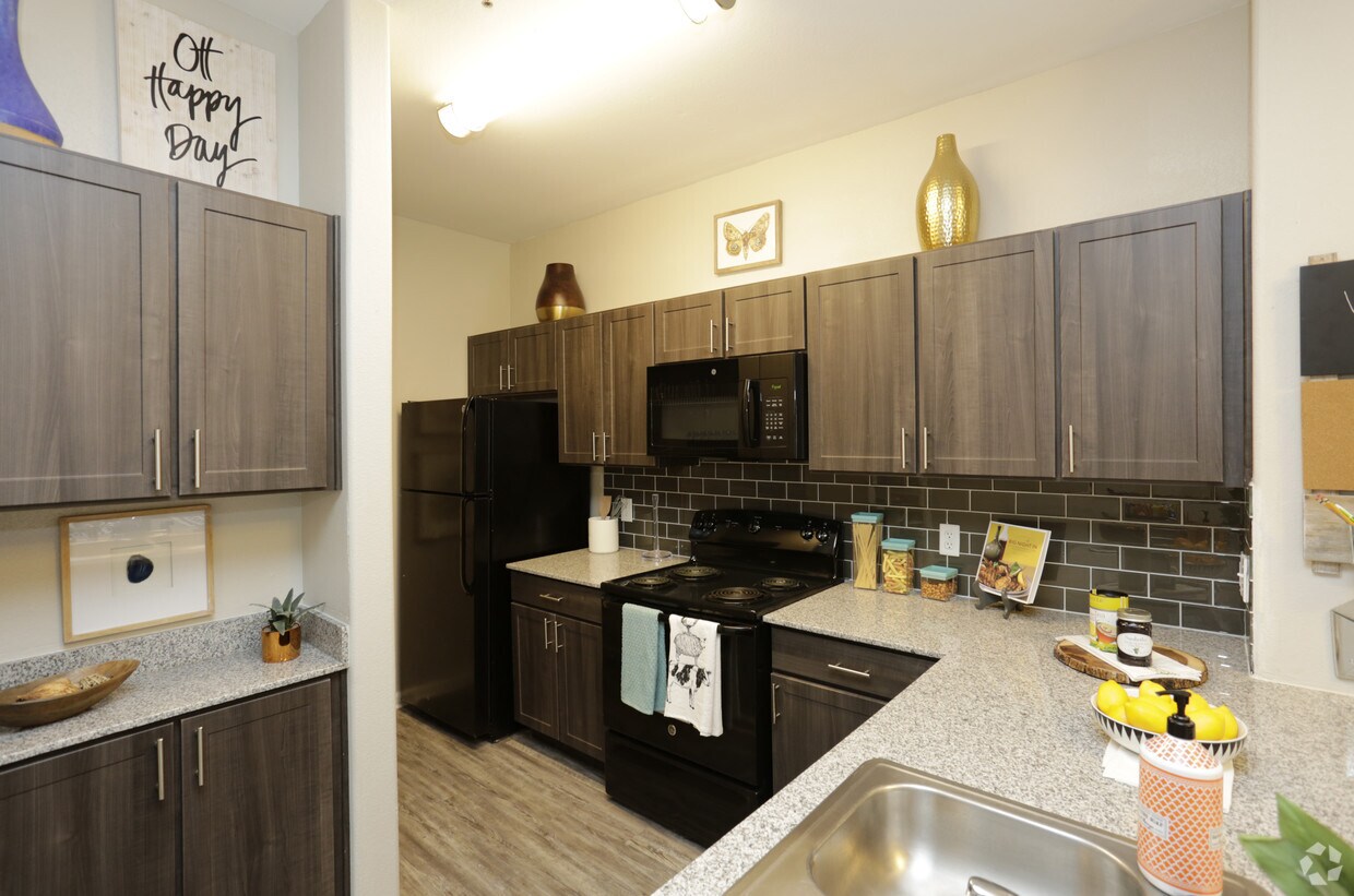 The Outpost At Waco Off Campus Housing Tx Forrentuniversity 4br 4ba D1