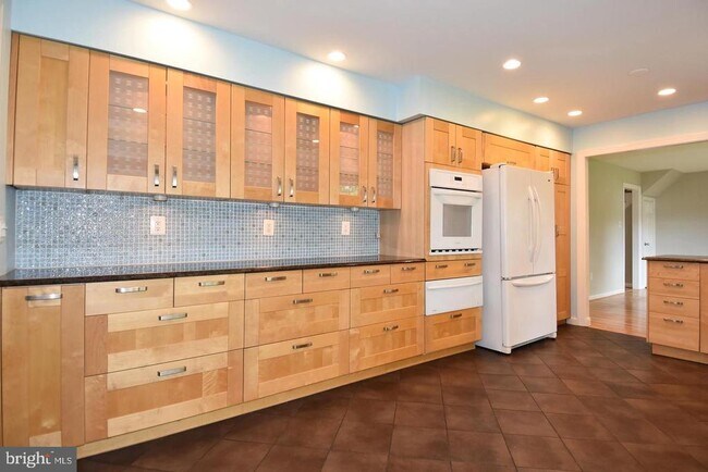 Photo - 4324 Moylan Ln