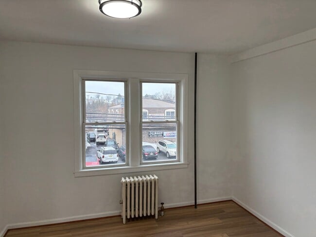 Photo - 334 Midland Ave Unit 3