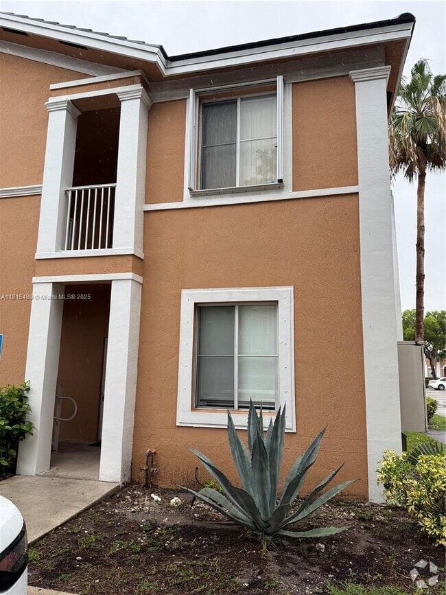 Building Photo - 7070 NW 177th St Unit 109-10 Rental