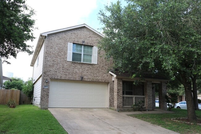 Photo - 15611 Leeds Ln