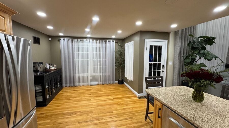 Photo - 412 Juniper Dr