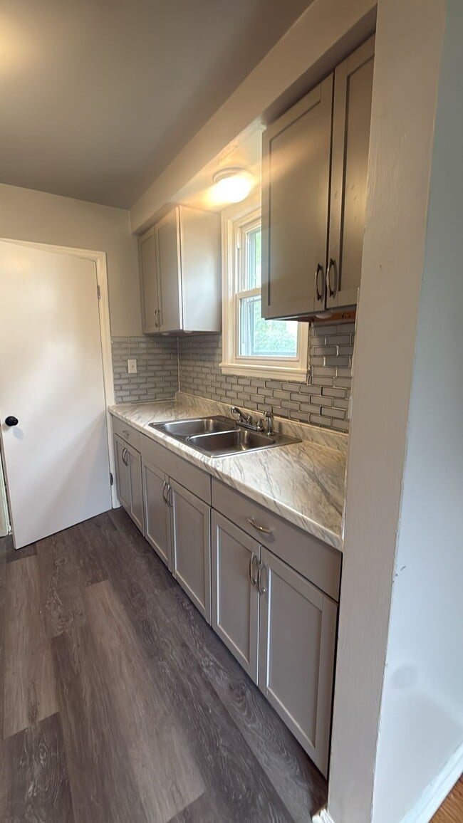 Building Photo - 4628 N 24th Pl