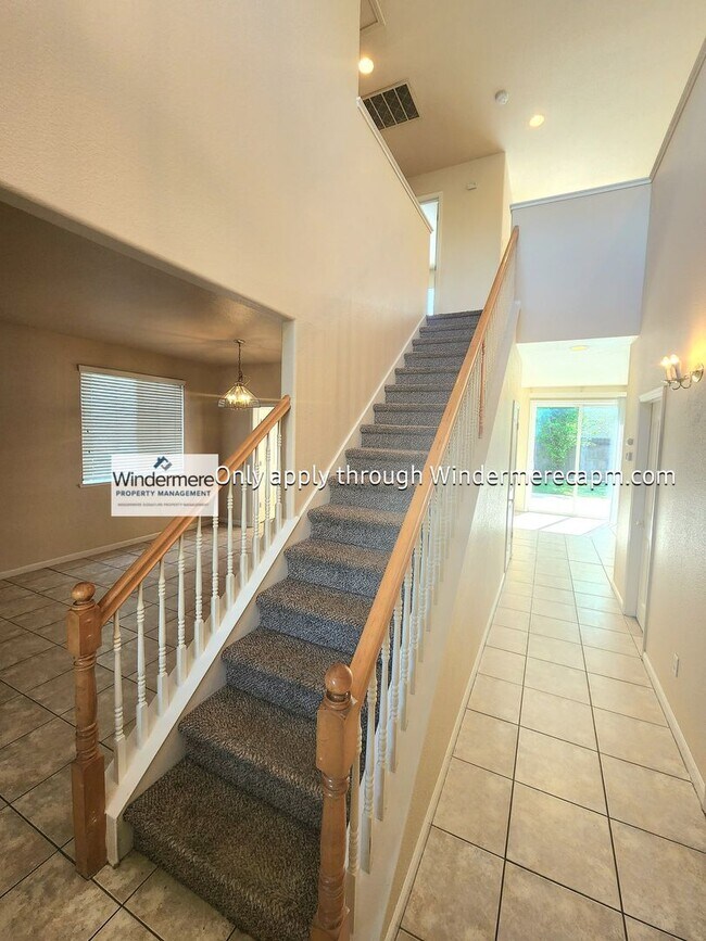 Photo - Gorgeous Home in Natomas!