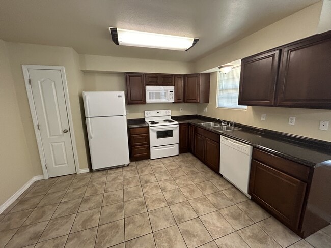 Photo - 3301 Pecan Dr