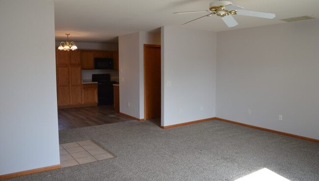 Photo - 397 Country Clover Dr