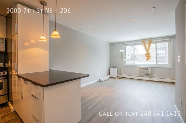 3000 7th St NE