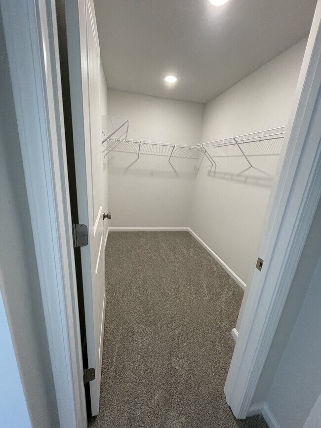 Photo - 216 Broomside Ave