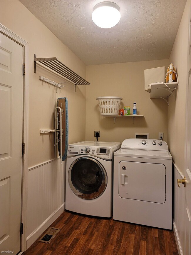 Photo - 3 br, 2.5 bath Townhome - 3816 Taft Ave