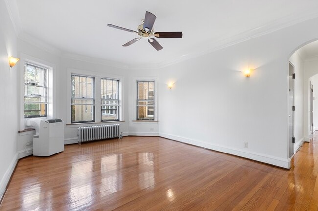 Photo - 816 Mulford St