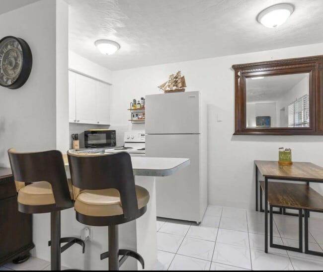 Photo - 820 NE 16th Ave Unidad 4