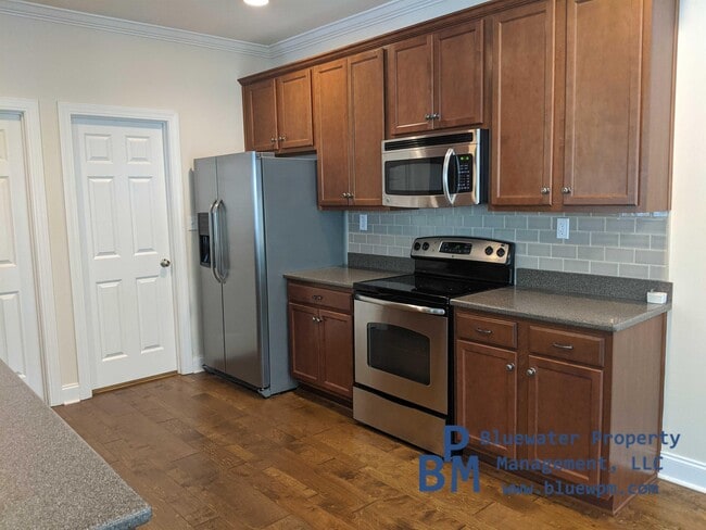 Photo - 154 Donning Dr