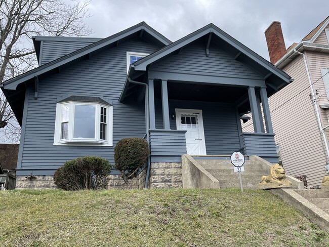 Photo - 22 2nd St House