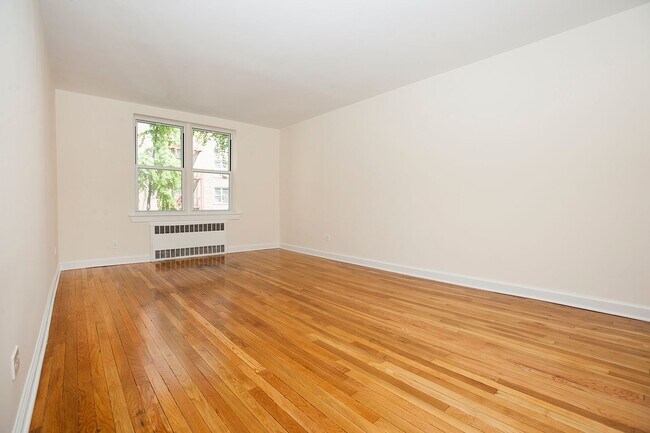 Photo - 67-10 108th St Unit 2D