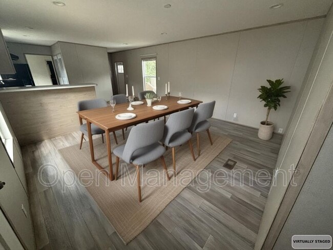 Photo - 356 Bayhead Dr