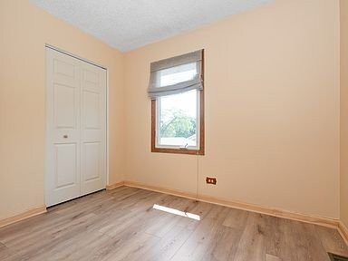16203 Fox Ct