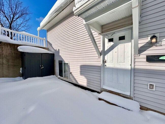 Photo - 4 Bedroom 2 Story Home in Northeast GR!