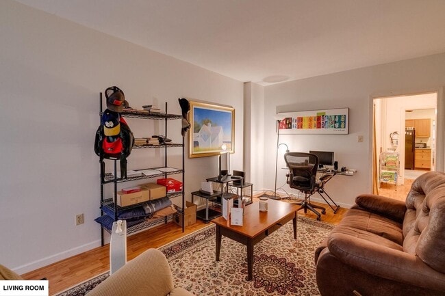 Photo - 513 1/2 W James St Unit 1