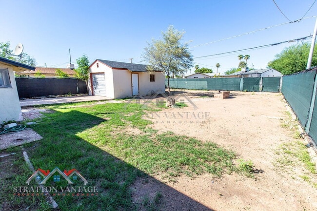 Photo - 1324 W Clarendon Ave