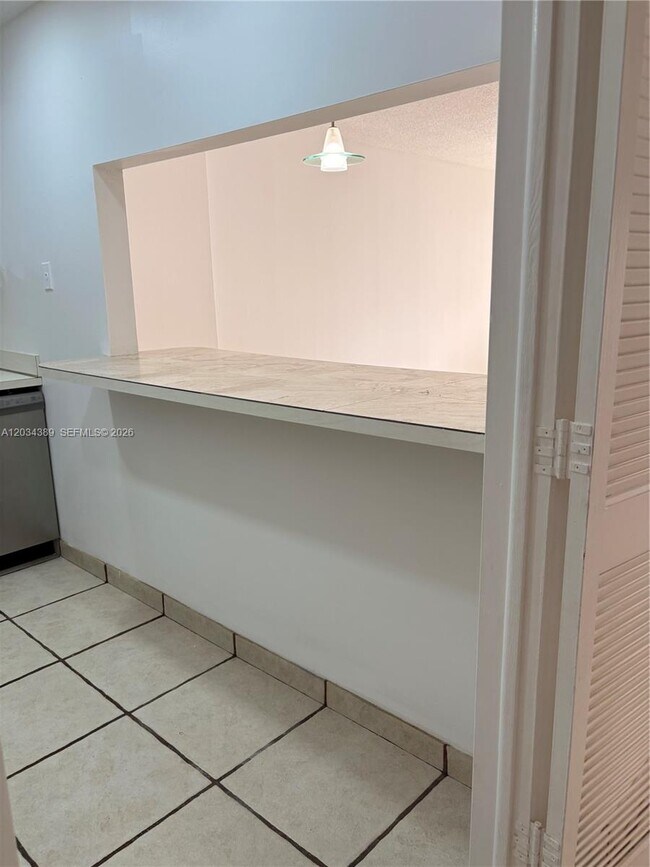 Photo - 4154 Inverrary Dr Unit 206