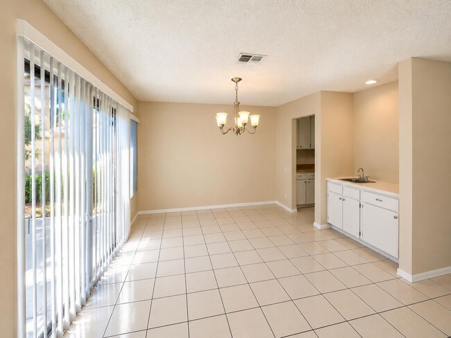 Photo - 48973 Canyon Crest Ln